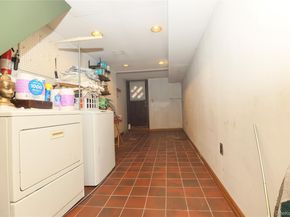 2555 Westervelt Avenue, Bronx NY 10469