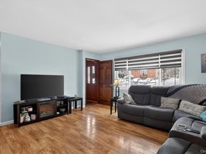 525 Keller Avenue, Elmont NY 11003