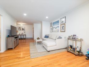 210 Westend Avenue 8A, Freeport NY 11520