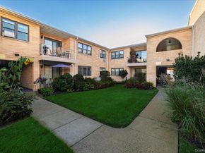 210 Westend Avenue 8A, Freeport NY 11520