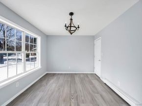 1 Vinyard Way, Coram NY 11727