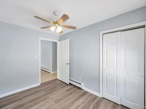 1 Vinyard Way, Coram NY 11727