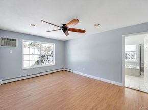 1 Vinyard Way, Coram NY 11727