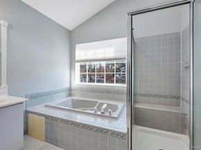 1 Vinyard Way, Coram NY 11727