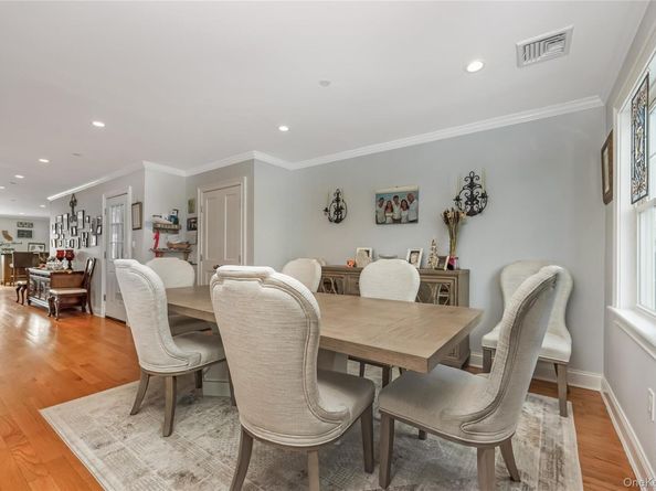 24 North Boulevard, East Rockaway NY 11518