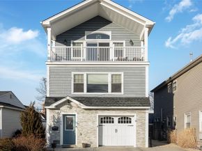24 North Boulevard, East Rockaway NY 11518
