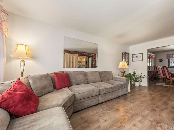 738 Sprague Avenue, Franklin Square NY 11010