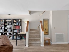 32 Stratford Green, Farmingdale NY 11735