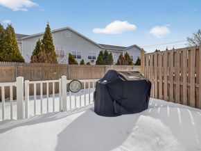 32 Stratford Green, Farmingdale NY 11735