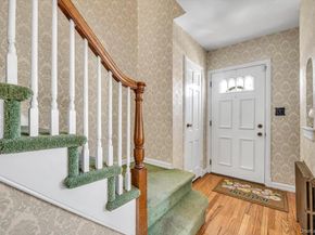 60 Aberdeen Road, New Hyde Park NY 11040