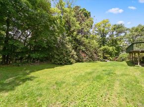 27 Pugsley Parkway, Cortlandt Manor NY 10567