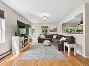 27 Pugsley Parkway, Cortlandt Manor NY 10567