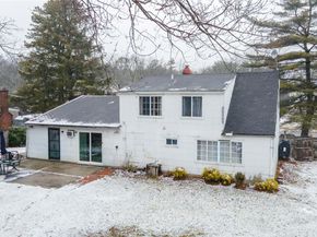 382 Jamaica Avenue, Medford NY 11763