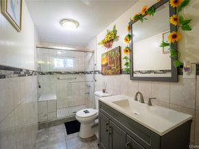 382 Jamaica Avenue, Medford NY 11763