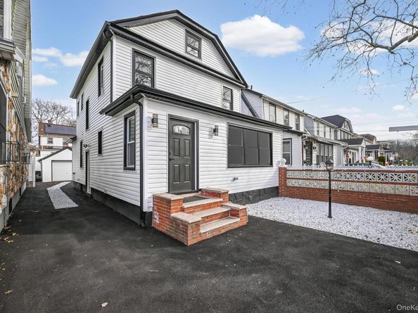 10415 202nd Street, Hollis NY 11412