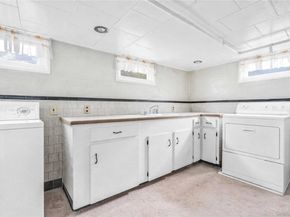 1097 Carll Drive, Bay Shore NY 11706