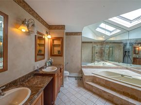 19 Tamara Court, Melville NY 11747