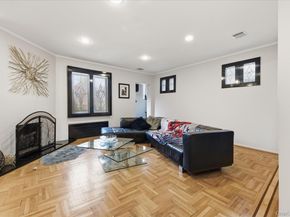 34 Reyam Road, Lynbrook NY 11563