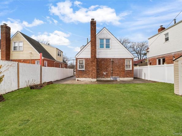 88-05 Winchester Boulevard, Queens Village NY 11427