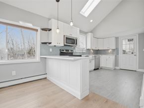 61 Sunburst Drive, Rocky Point NY 11778