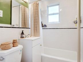 3955 44th Street, Sunnyside NY 11104