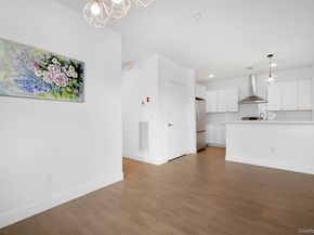 401 Breton Way, Glen Cove NY 11542