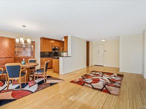 17-85 215th Street 8G, Bayside NY 11360