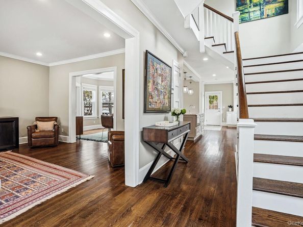 5 Dobbs Terrace, Scarsdale NY 10583