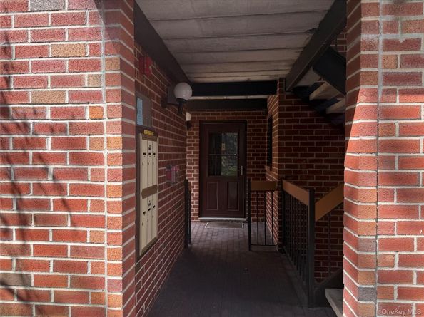 10 Bronxville Glen Drive 1, Bronxville NY 10708