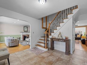 19 Austin Lane, Elwood NY 11743