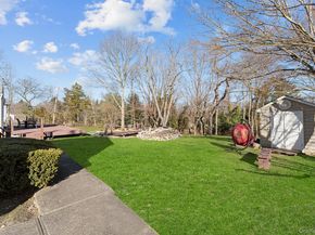 19 Austin Lane, Elwood NY 11743