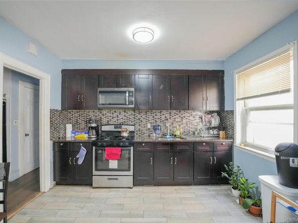 6167 56th Street, Maspeth NY 11378