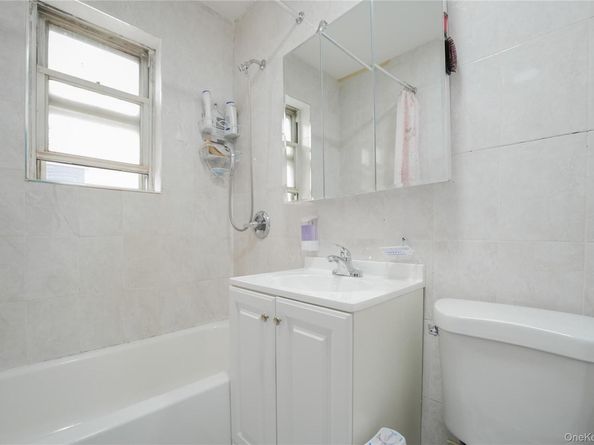 6167 56th Street, Maspeth NY 11378