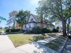 2900 Yale Place, Baldwin NY 11510