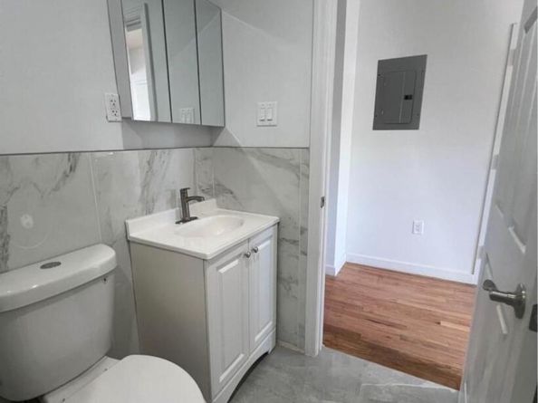 718 Rosedale Avenue, Bronx NY 10473