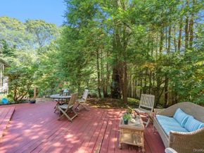 7 Chatham Place, Dix Hills NY 11746