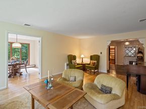 7 Chatham Place, Dix Hills NY 11746