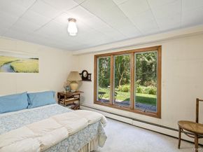 7 Chatham Place, Dix Hills NY 11746