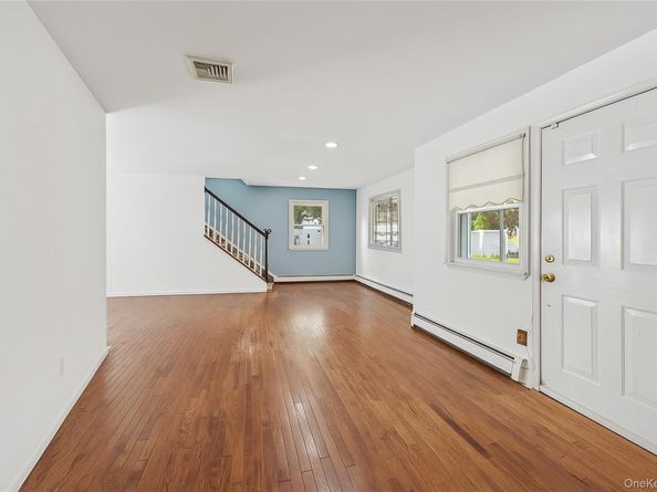 18 Shirley Street, Center Moriches NY 11934