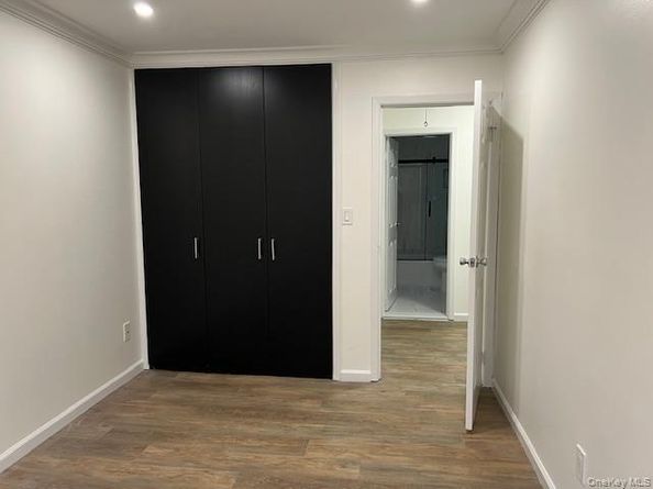 228 Springmeadow Drive H, Holbrook NY 11741