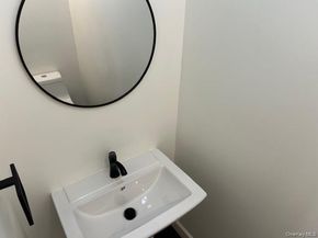 228 Springmeadow Drive H, Holbrook NY 11741