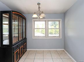 39 Inchcape Road, Bay Shore NY 11706