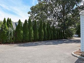 39 Inchcape Road, Bay Shore NY 11706