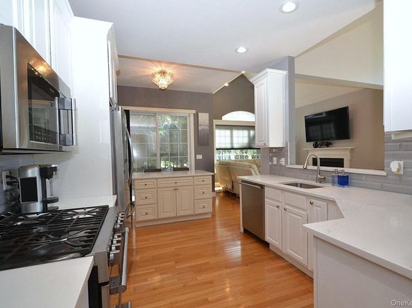 33 Emilie Drive, Center Moriches NY 11934