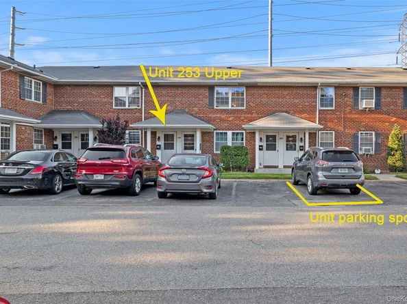 253 Hicksville Road 2K, Bethpage NY 11714