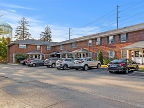 253 Hicksville Road 2K, Bethpage NY 11714