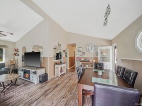 8 Glenwood Place, Farmingville NY 11738