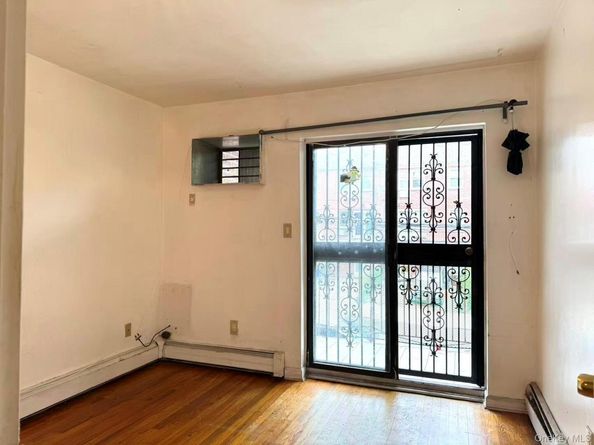 105-07 Otis 2A, Flushing NY 11368