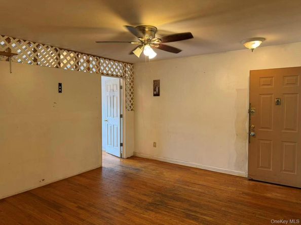 105-07 Otis 2A, Flushing NY 11368