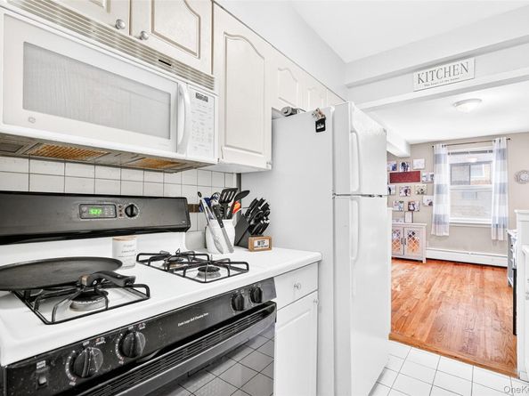 120 E Hartsdale Avenue 3M, Hartsdale NY 10530